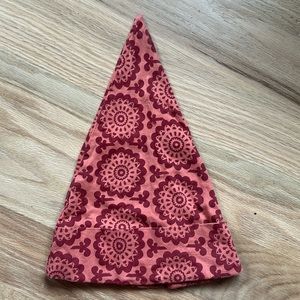 Kate Quinn baby beanie size 3-6 mos